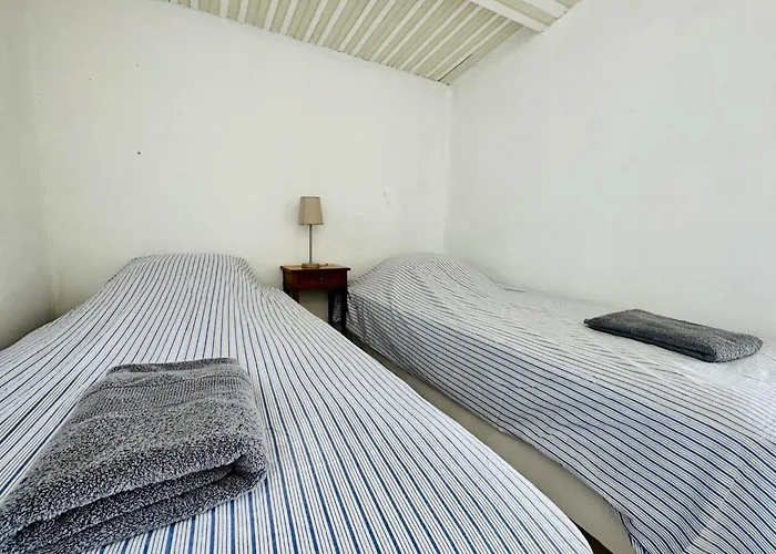 Maison De Au Calme Quartier De La Chaume 5 Pers * 莱萨布勒-多洛讷