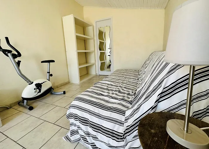 度假居 Maison De Au Calme Quartier De La Chaume 5 Pers 莱萨布勒-多洛讷